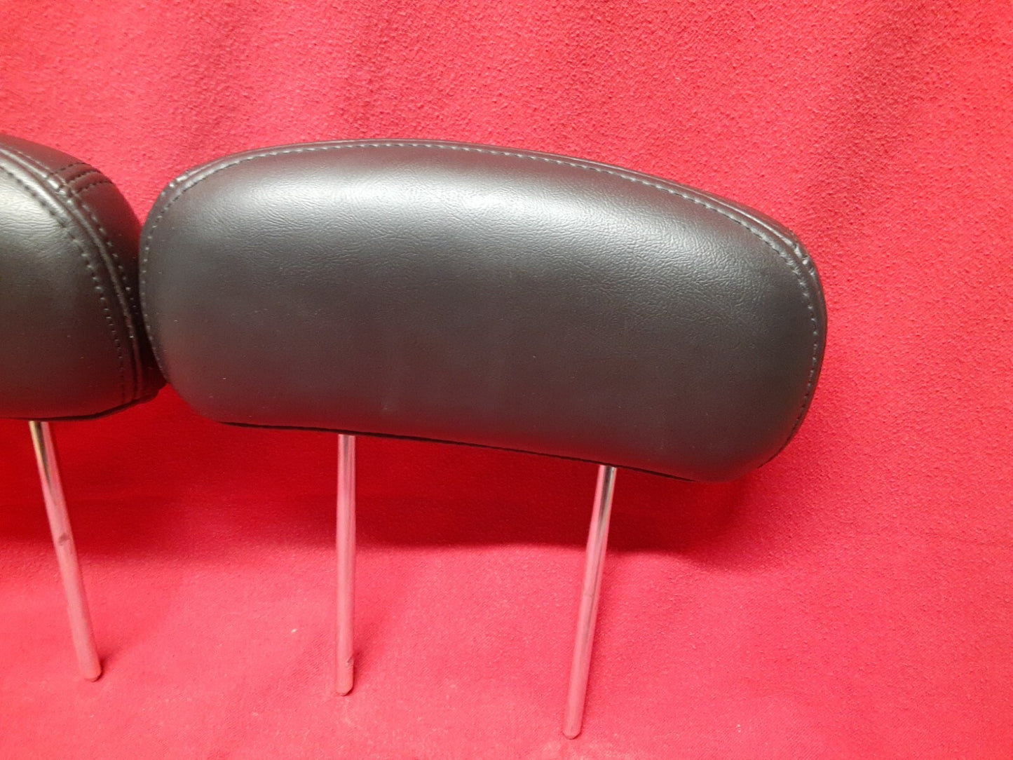 2002 - 2006 GMC Envoy Chevrolet Trailblazer THIRD ROW Set Ebony Black LEATHER