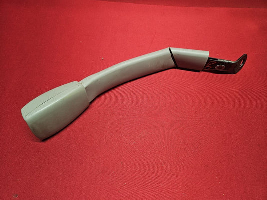 1995-1999 Oldsmobile Aurora FRONT RIGHT PASSENGER Seat Belt Buckle Grey