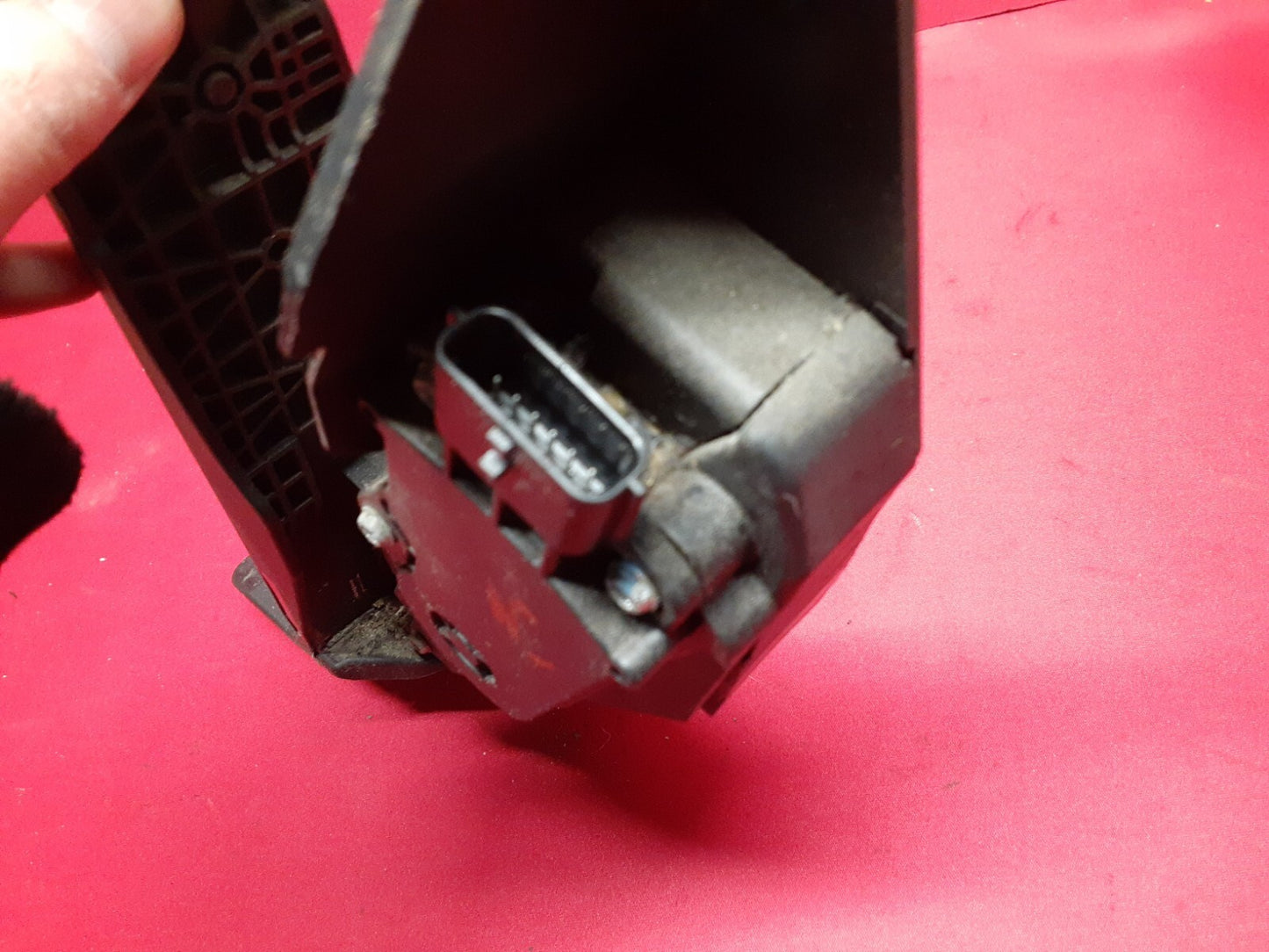 2008 - 2019 Infiniti 2009 - 2020 Nissan 370Z Acceleration Gas Pedal 	18002-1NC0A