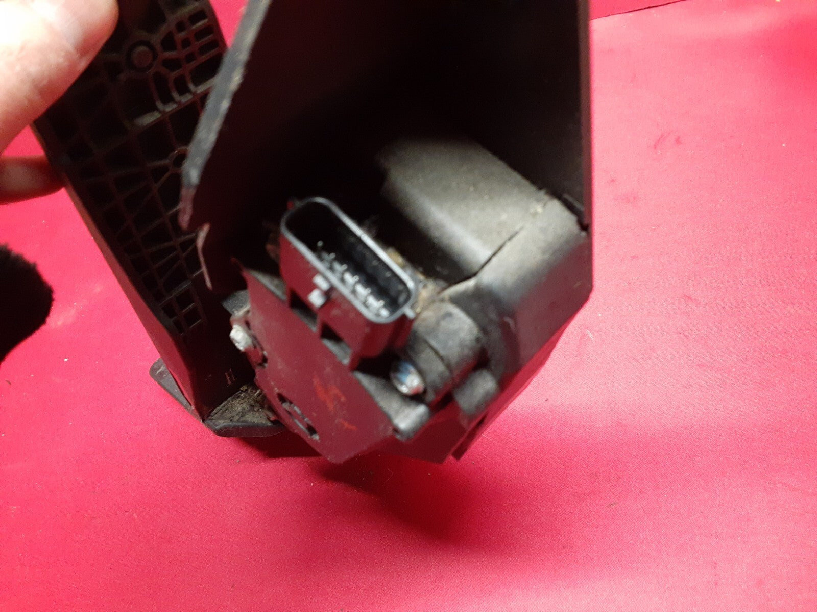 2008 - 2019 Infiniti 2009 - 2020 Nissan 370Z Acceleration Gas Pedal 	18002-1NC0A