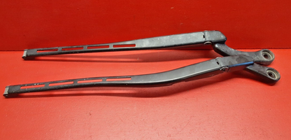 2004 - 2009 Audi S4 A4 & Quattro Windshield Wiper Arms Left & Right SET OF TWO