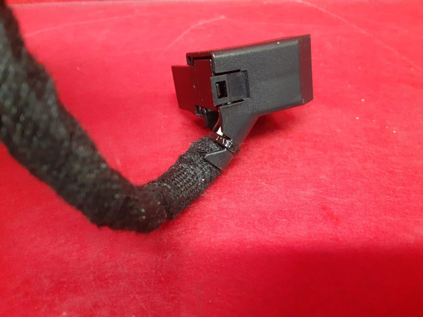 2007 - 2009 Audi Q7 REAR HVAC Climate Control Unit w/ HEATED Seats - PIGTAILS