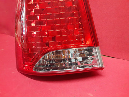2011 - 2013 Kia Sorento LEFT DRIVER Quarter Tail Light Lamp Halogen 92401-1U000