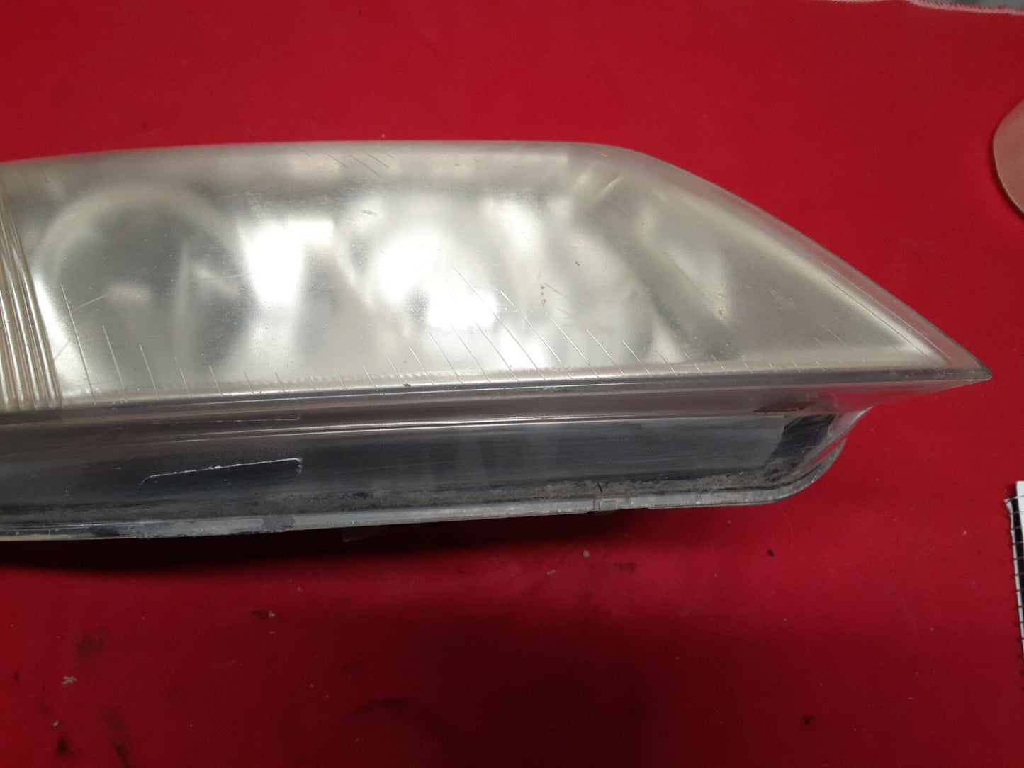 2001 2002 2003 2004 2005 VW Volkswagen Passat RIGHT PASSENGER Headlight Lamp