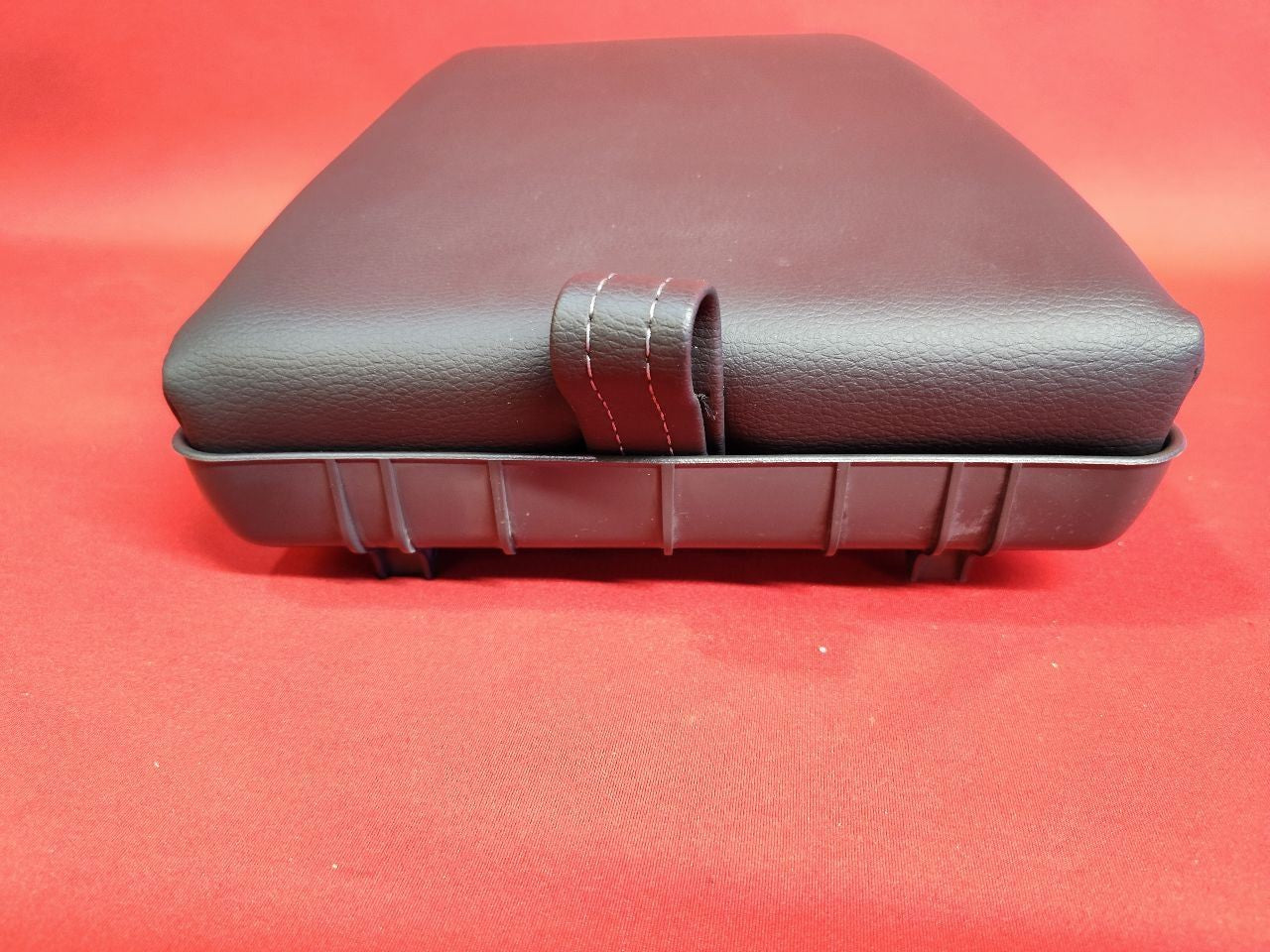 2006-2014 Subaru Tribeca REAR Seat Folding Arm Rest Lid Hidden Cup Holder Black