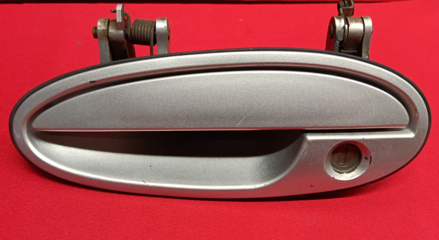 1997 - 2008 Chevy Buick Pontiac Olds FRONT LEFT DRIVER Door Handle 10439372