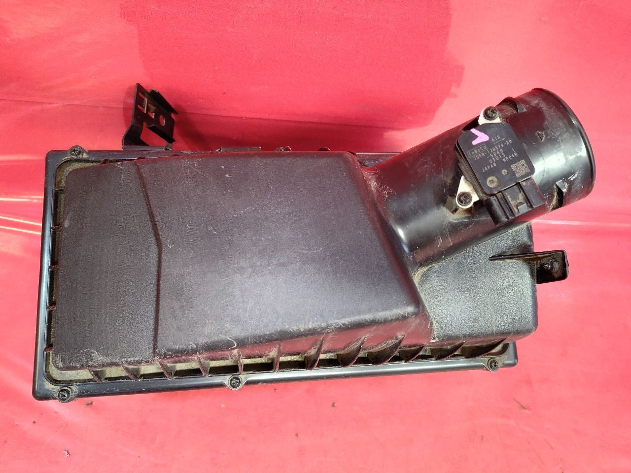 2010-2013 Land Rover LR4 Range Rover LEFT DRIVER Air Cleaner Filter Box Housing