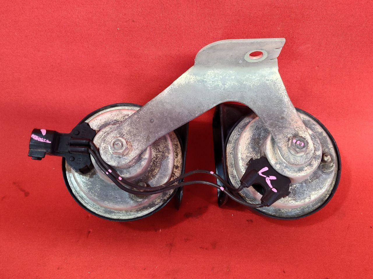 2005-2025 Nissan Pickup / SUV Low Note Electric Horn Set 25620-9BN1A