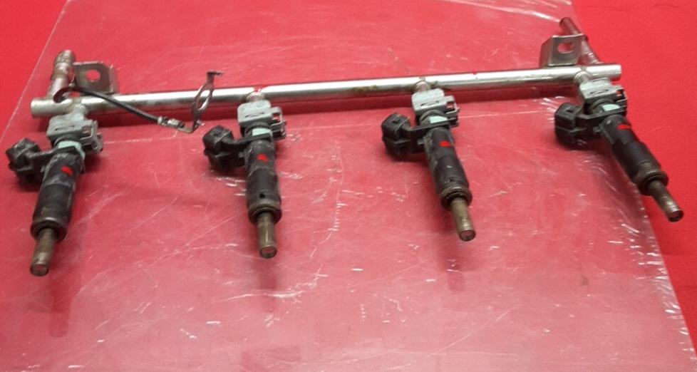 2011-2021 GM Chevrolet Buick 1.4L L4 - Gas Fuel Rail W/ Injectors 55565971