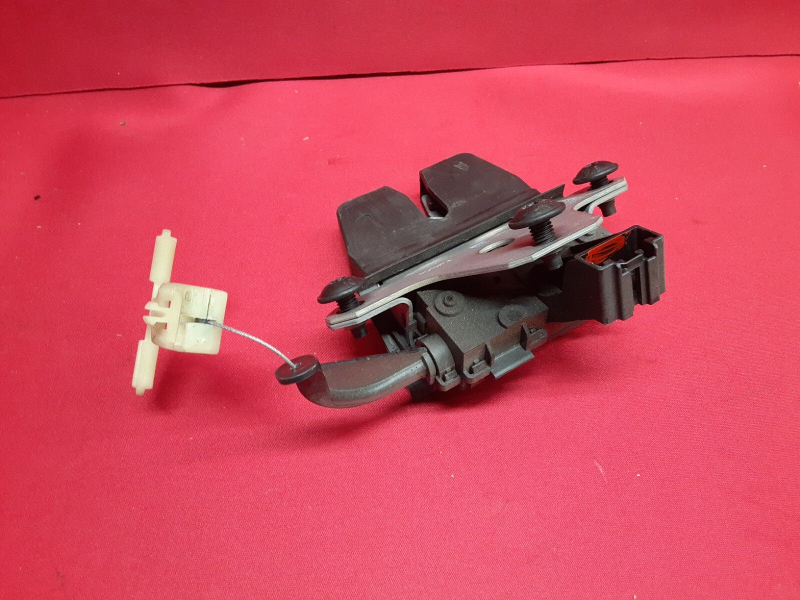 2012 - 2018 Ford Focus SEDAN Trunk Deck Lid Latch Lock Actuator BM5Z-5443150-B