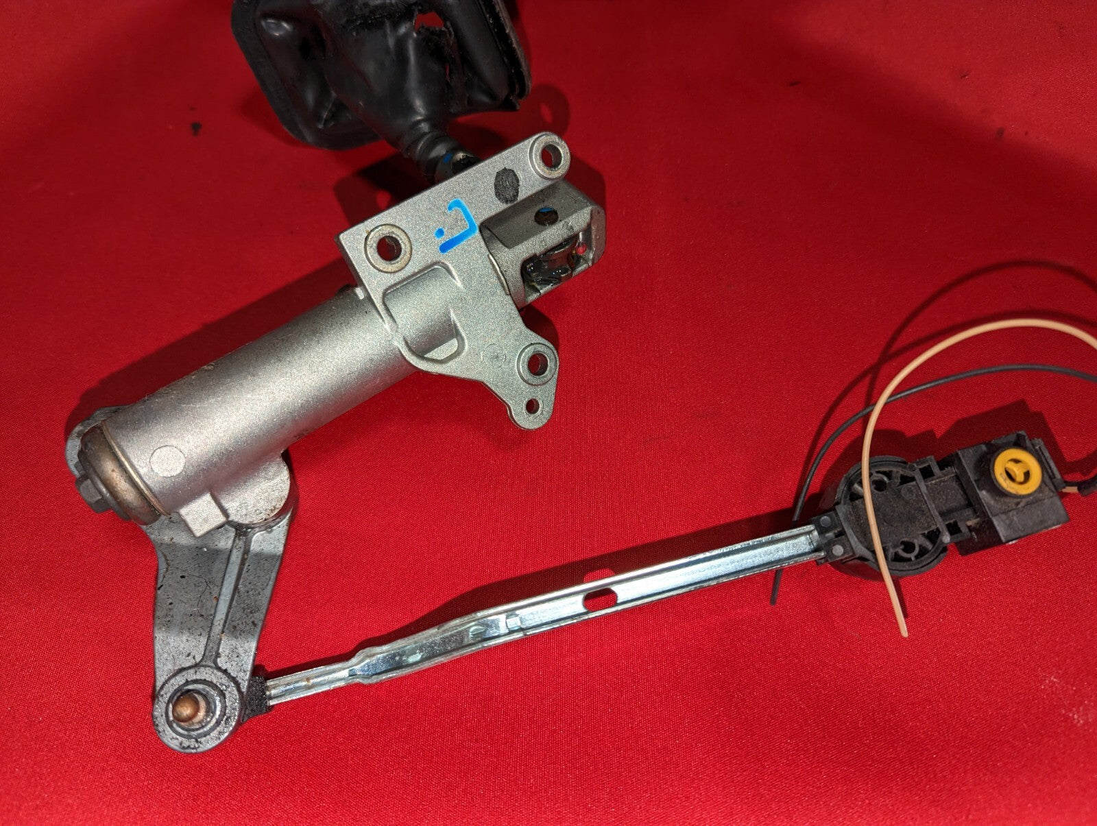 2008 - 2013 Savana / Express Steering Column Gear Shifter Lever Assembly