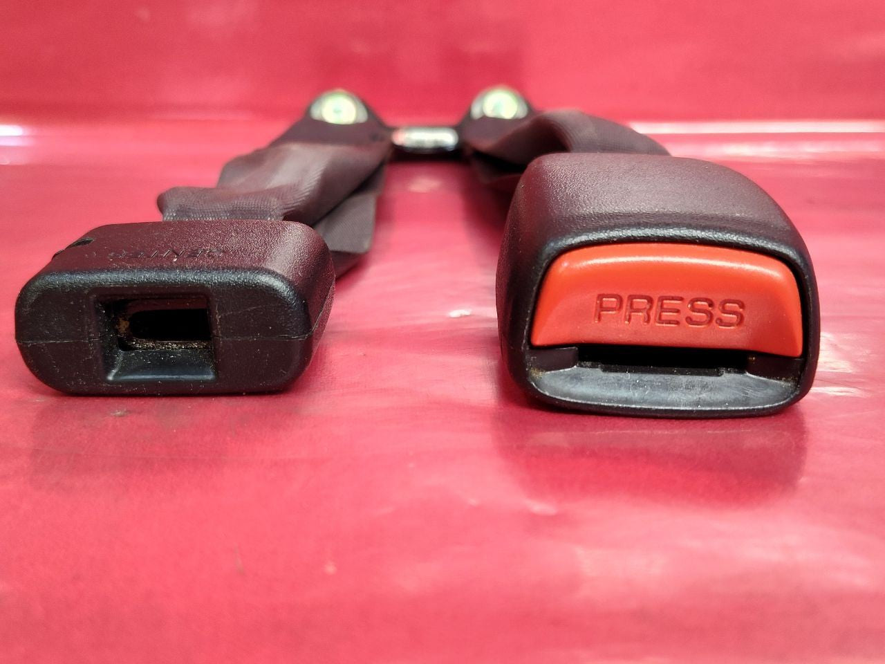 2009-2011 Honda Pilot 3RD THIRD Row Left / Center Dual Seat Belt Buckle Tongue