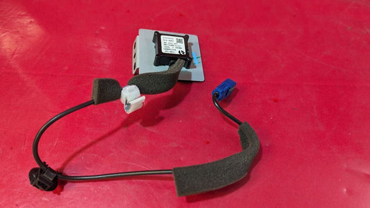 2022-2024 Mitsubishi Outlander / PHEV Navigation GPS Antenna 26k Miles 8751A162