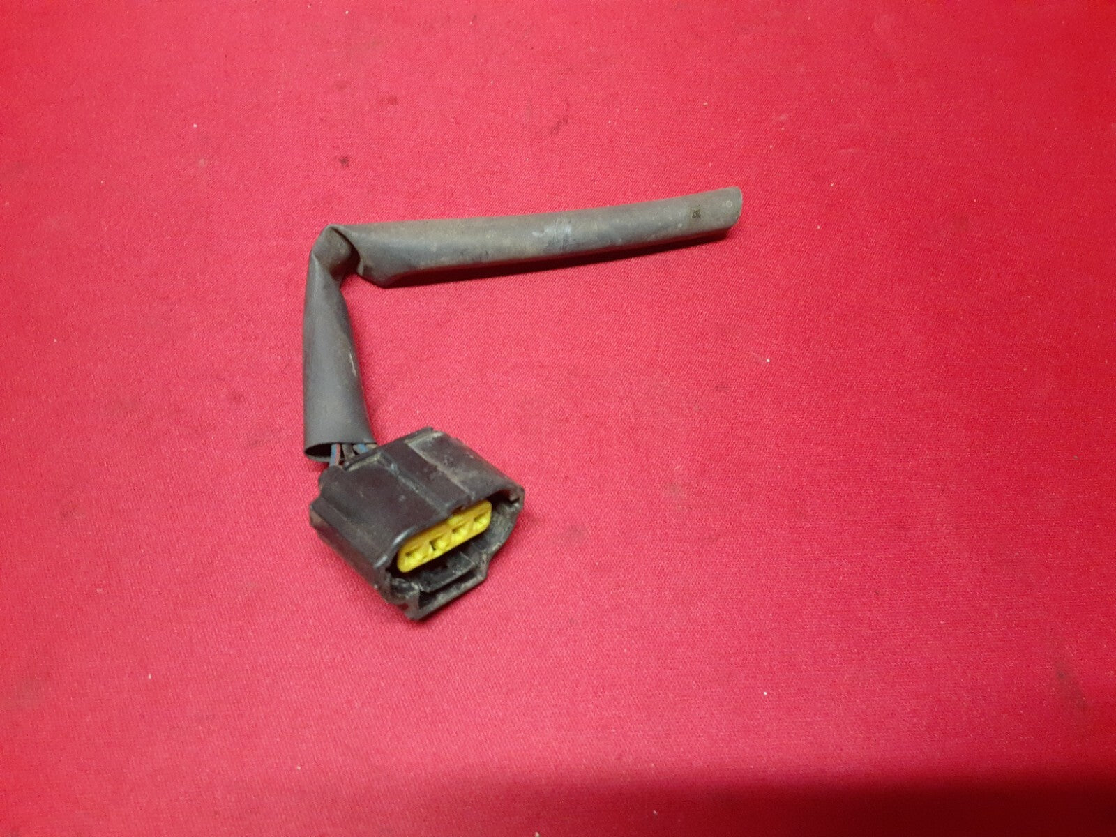 1992 1993 Lexus ES300 Toyota Camry 3.0L V6 A/T Throttle Body 22210-62090 PIGTAIL