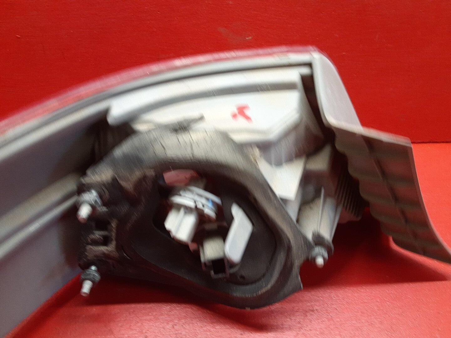 2007 2008 2009 Toyota Camry Rear Right Outer Tail Light Lamp Assembly 8155006240