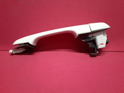 1998 1999 Volvo S70 V70 OUTER LEFT REAR DRIVER Door Handle - 189 Polar White