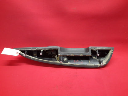 2002 2003 2004 Chevrolet Trailblazer Left Rear Door Arm Rest Assembly Gray