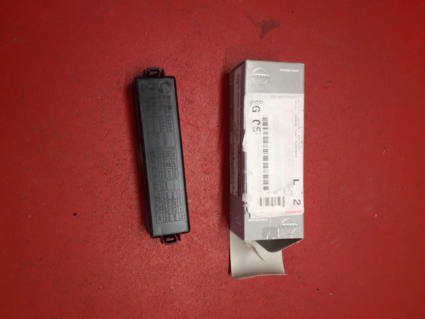 2013-2017 Infiniti Fuse Box Cover 24312-3WV0A