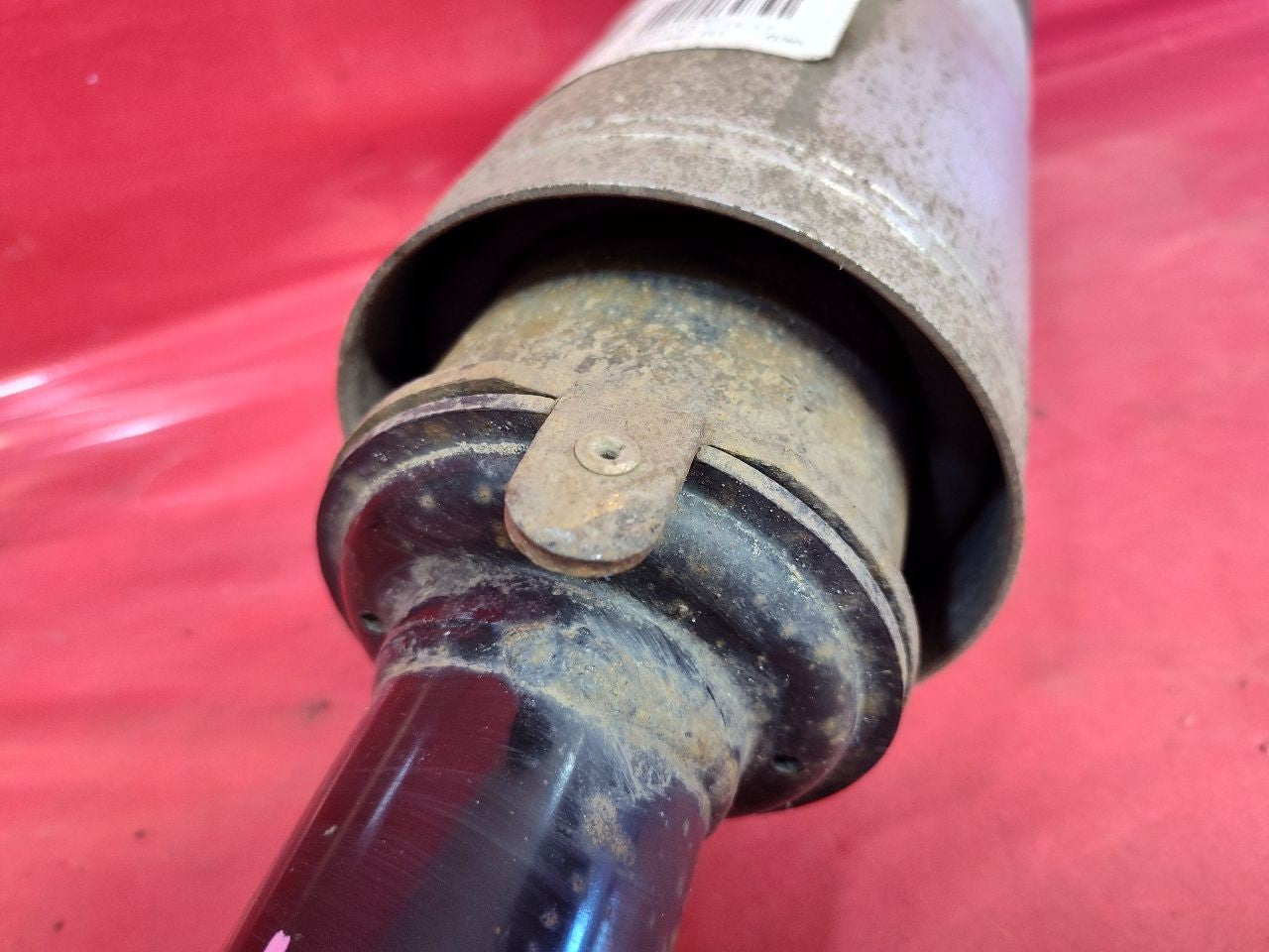 2010-2016 Land Rover LR4 Front Left / Right Air Strut Shock Absorber LR032646