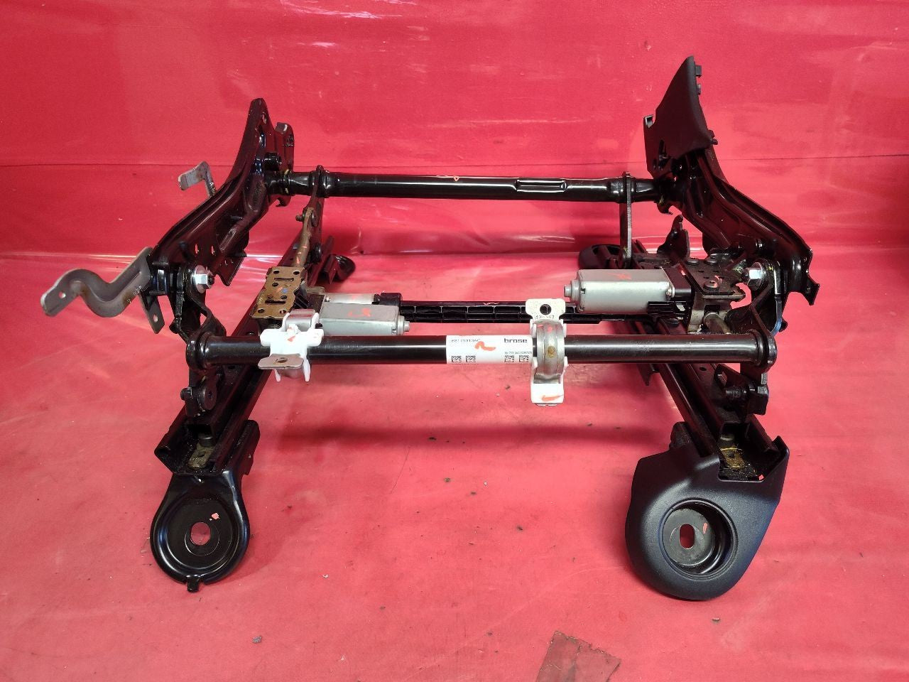 2014-2020 Durango 14-22 Grand Cherokee FRONT RIGHT PASSENGER Power Seat Track
