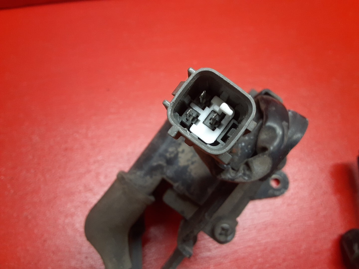 2007 - 2011 Kia Soul / Spectra Sportage Ignition Coil w/ Spark Wires 27301-23900