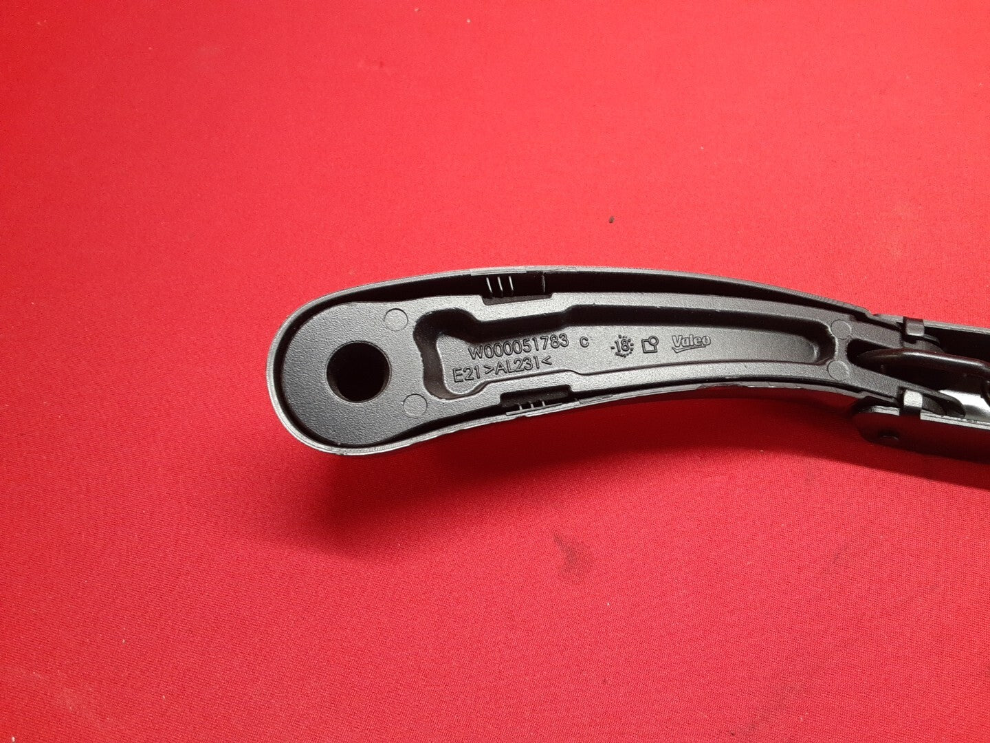 BRAND NEW OEM Mercedes-Benz Front Left Windshield Wiper Arm A2058208301