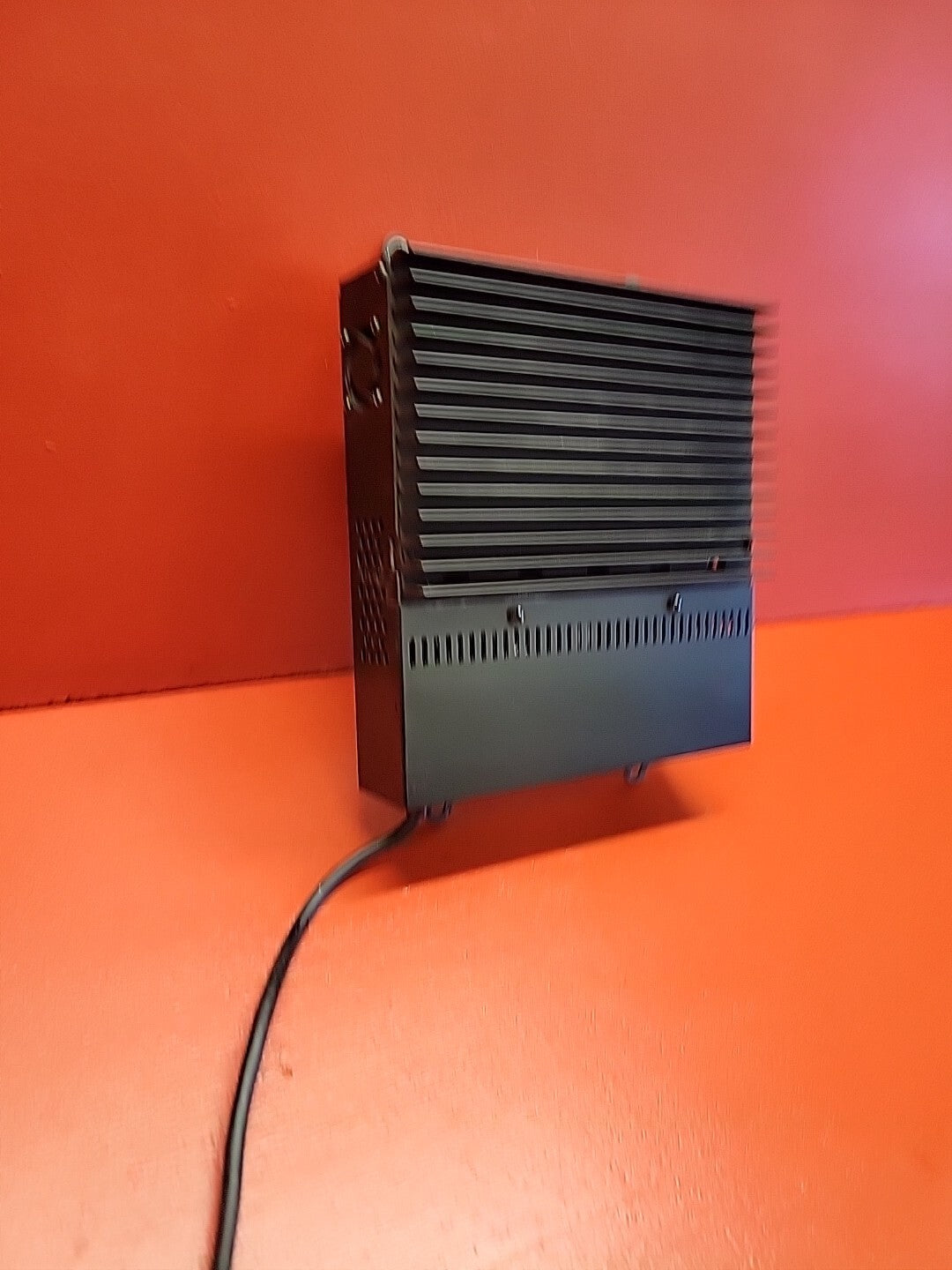 2000-2004 Jaguar XK KJ Vanden Plas Radio Stereo Amplifier LNF4170AA