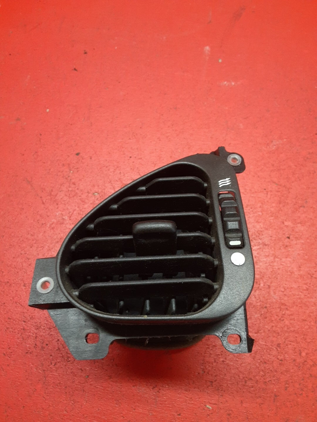1997- 2006 Jaguar XK8 XKR Front Left Dash Vent Grille GJA6721AE