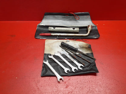 1998 1999 2000 Volvo S70 V70 Spare Tire Jack and Tools Set 9170161