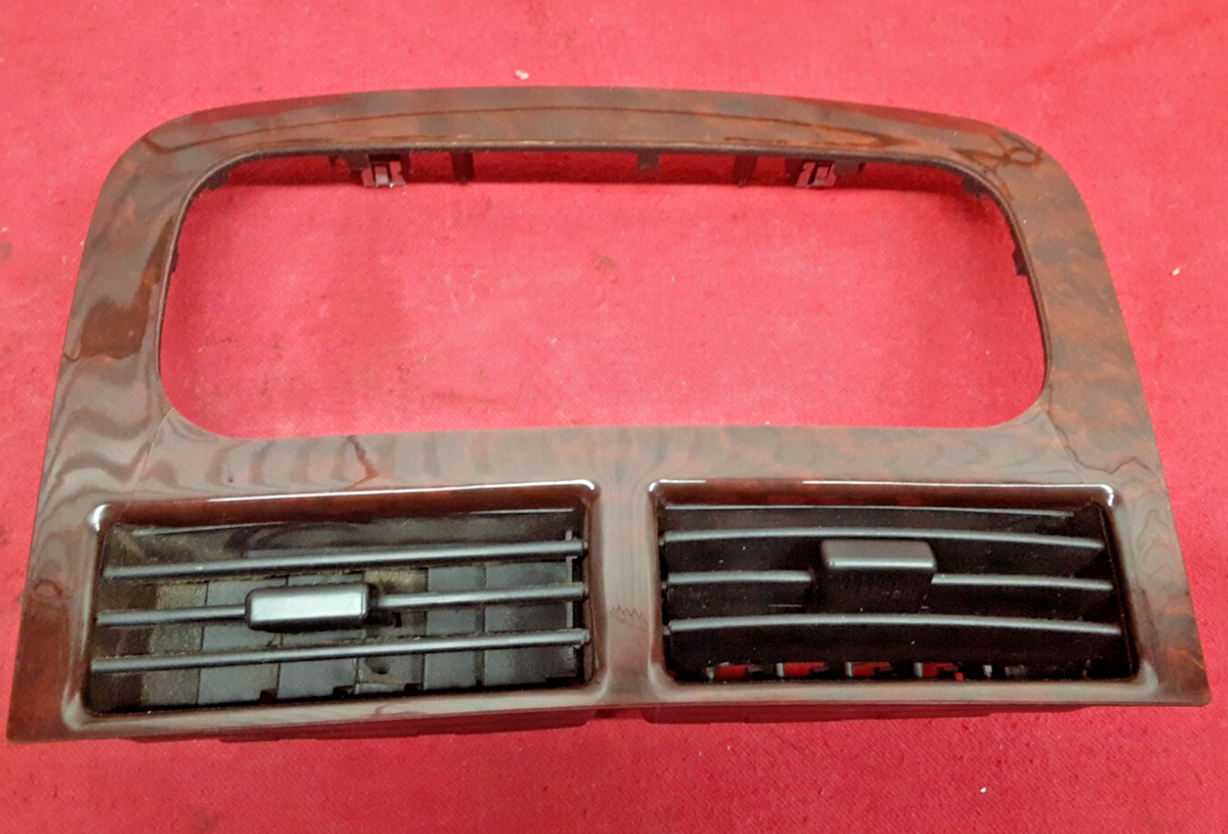 2002 2003 2004 Jeep Grand Cherokee OVERLAND Redwood Wood Burl Radio Vent Bezel