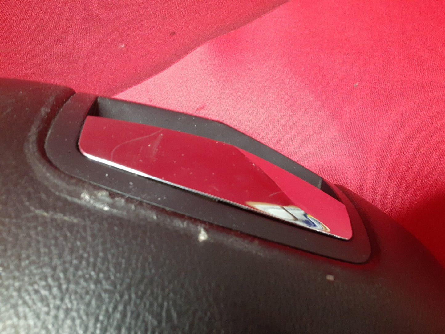 2010 - 2019 Lincoln MKT REAR Console Armrest Leather Charcoal AE9Z-7406024-BA