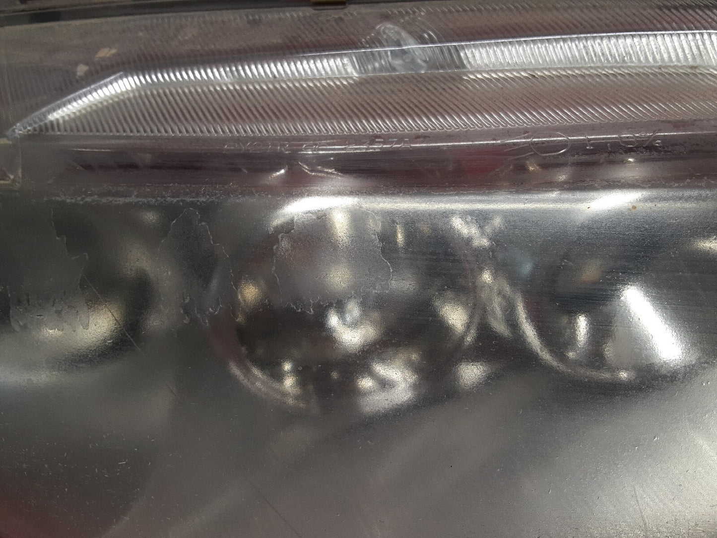 2003 - 2005 Mazda 6 RIGHT PASSENGER Headlight Lamp Assembly GK2A-51-0K0E