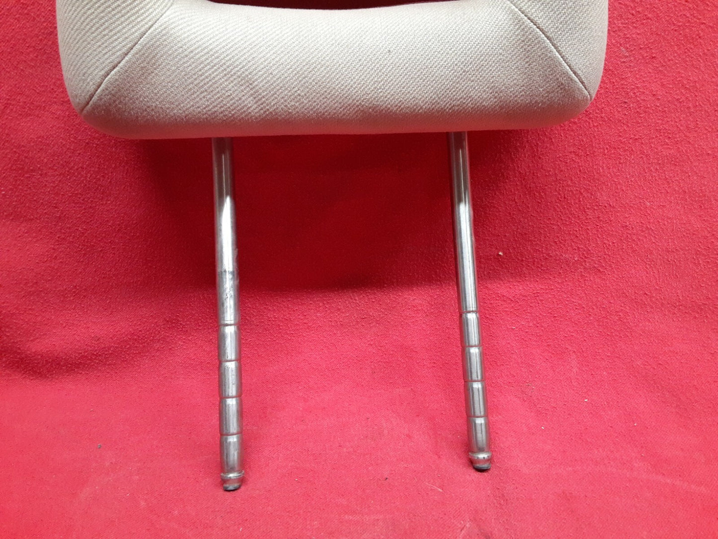 1998 - 2005 VW Volkswagen Beetle FRONT Left or Right Headrest Cloth Beige QTY: 1