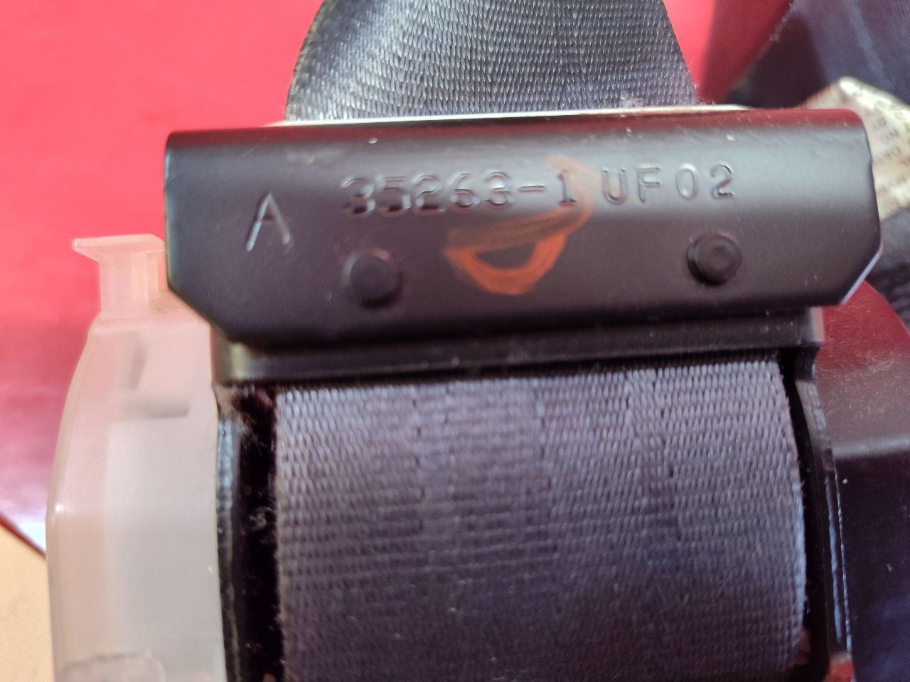 2009-2011 Honda Pilot 2ND SECOND Row Left -or- Right Seat Belt Retractor Qty: 1
