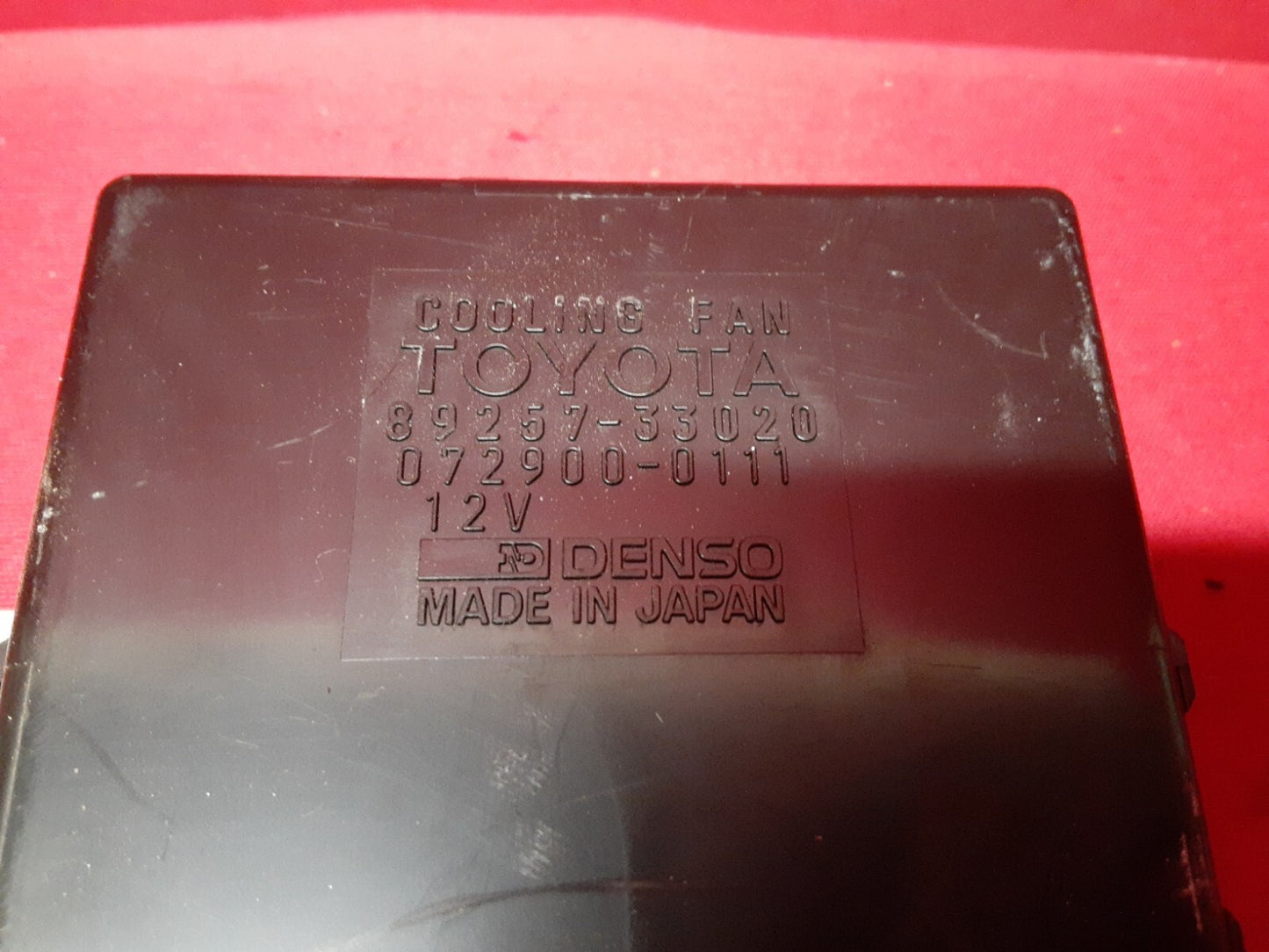 1992 1993 Lexus ES300 / Toyota Camry Cooling Fan Control Module 8925733020