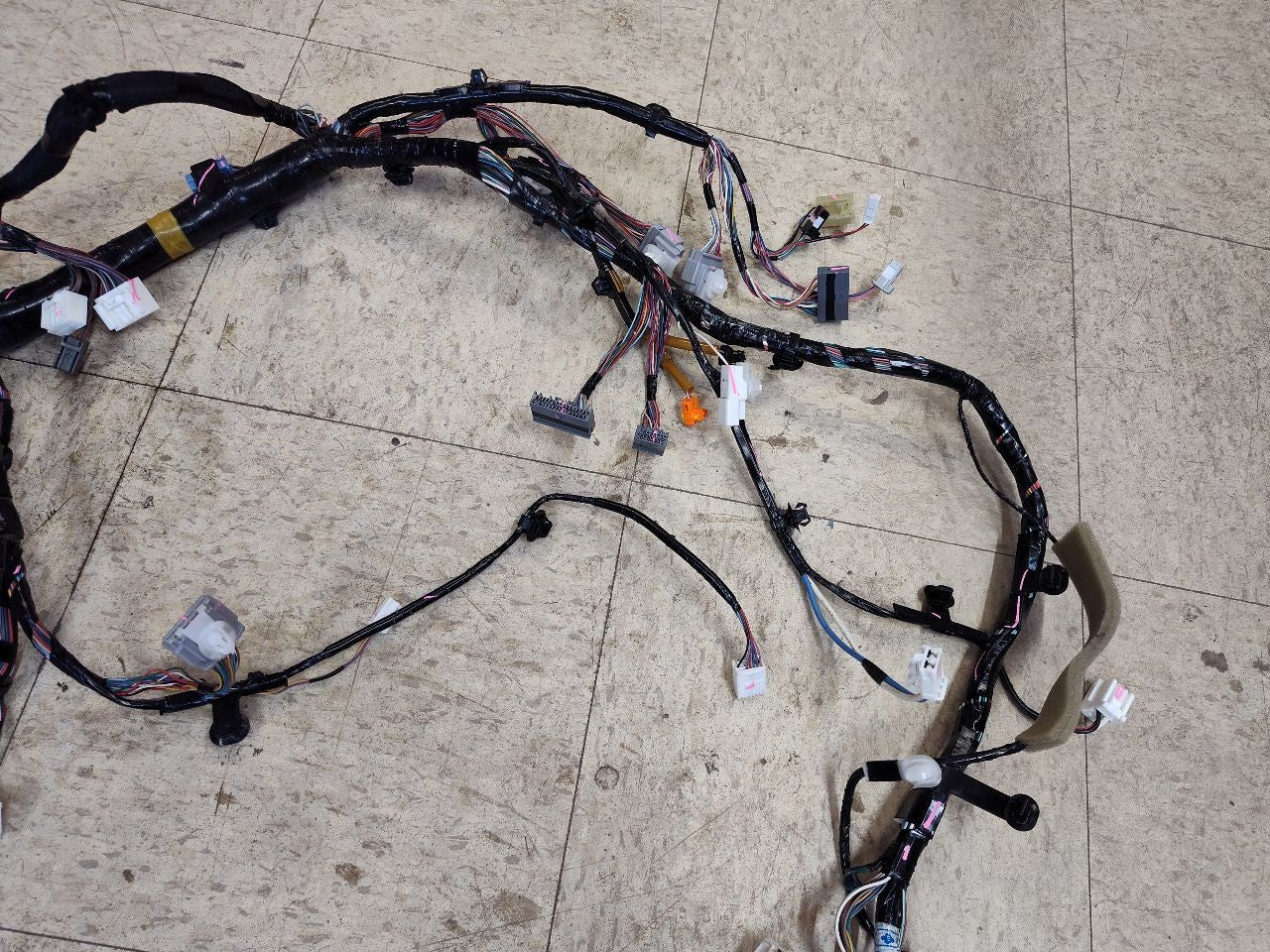2019 Mitsubishi Eclipse CROSS Instrument Panel Dash Wiring Harness 8522K518