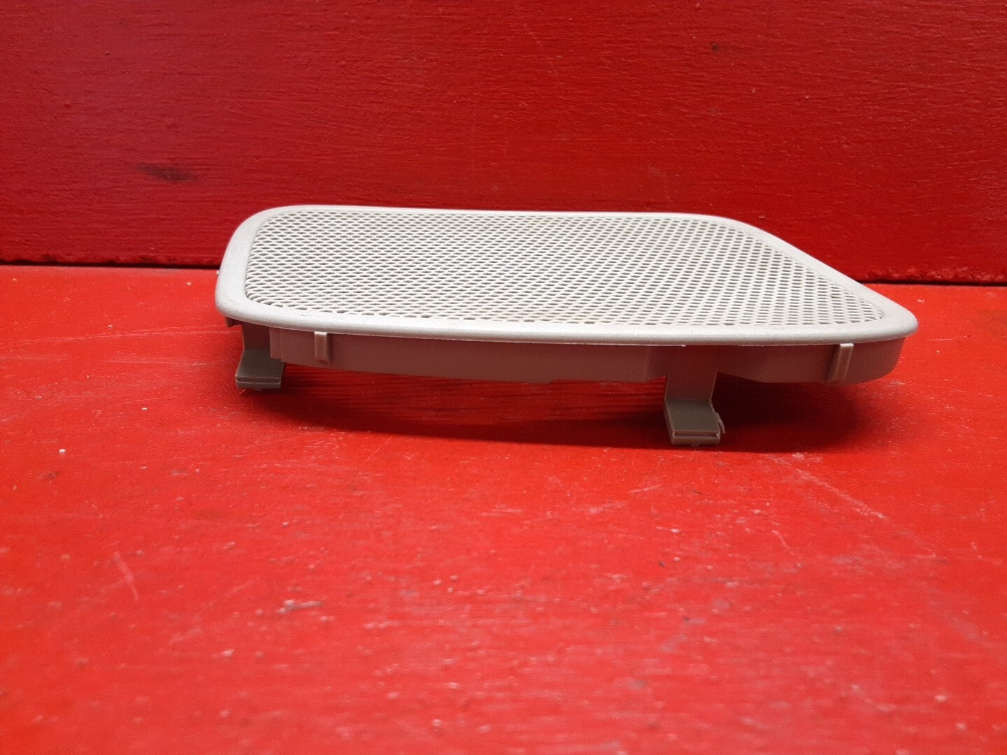 1998 - 2000 Volvo S70 V70 Dash Speaker Tweeter Cover Left and Right Pair