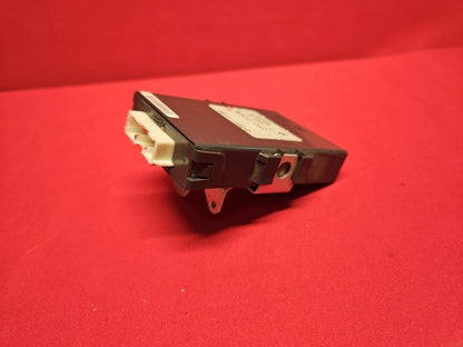 2009 Pontiac Vibe 2009 Toyota Matrix Computer Network Gateway Module 89111-12010