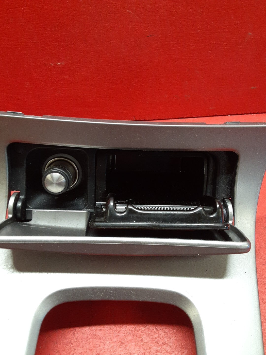 2003 2004 2005 Subaru Forester Shiter Trim Bezel Ash Tray 12v 92121SA040