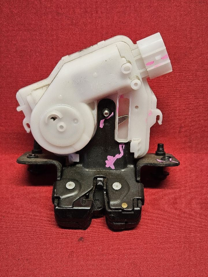 2012-2019 Fiat 500 Rear Liftgate Tailgate Hatch Latch Lock Actuator - 67k Miles