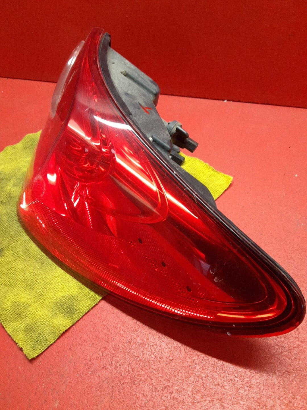 2011-2014 Chrysler 200 Right Passenger Taillight Lamp Unit 5182524AD