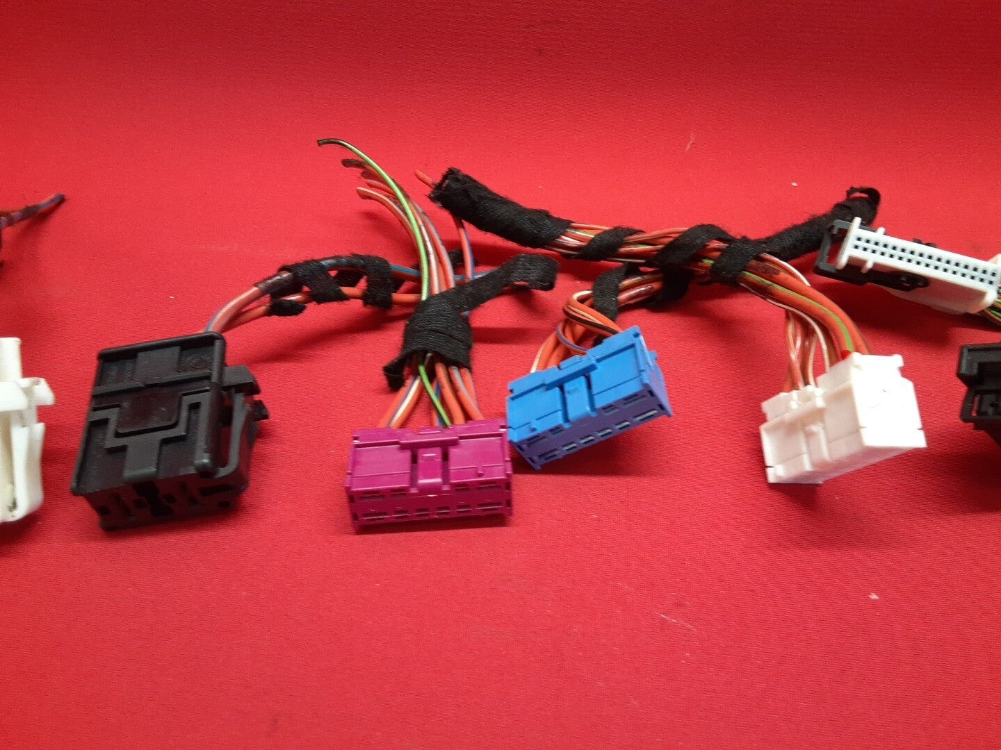 2003- 2004 Range Rover HSE Front Dash Fuse Relay Box PigtailsYPP000020