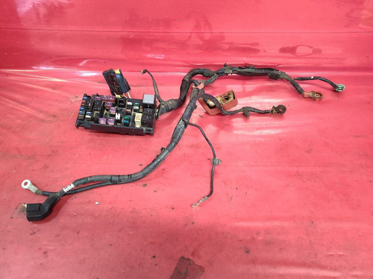 2009-2013 Subaru Forester 08-14 Impreza 2.5L Apron Fuse Box w/ Positive Harness