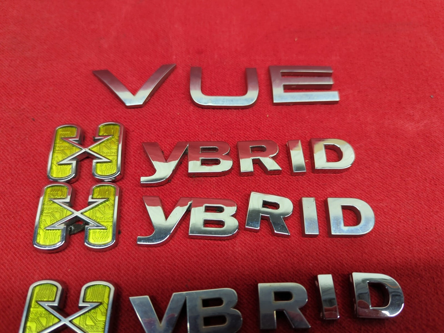 2007 2008 2009 2010 Saturn Vue HYBRID - Emblem Set  - 25798870