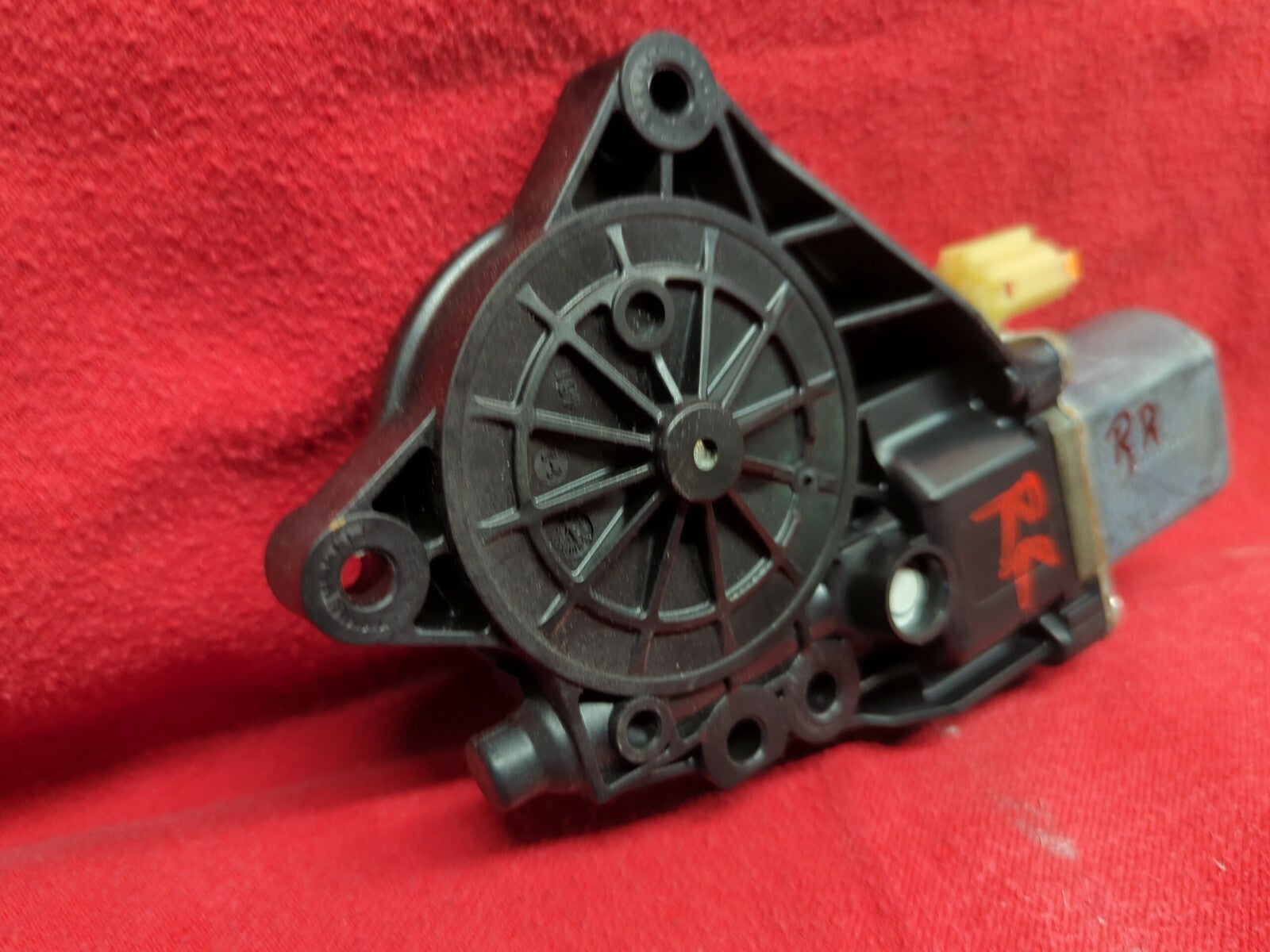 2011 - 2015 Hyundai Sonata - Passenger Side / Right Rear Door Window Motor 