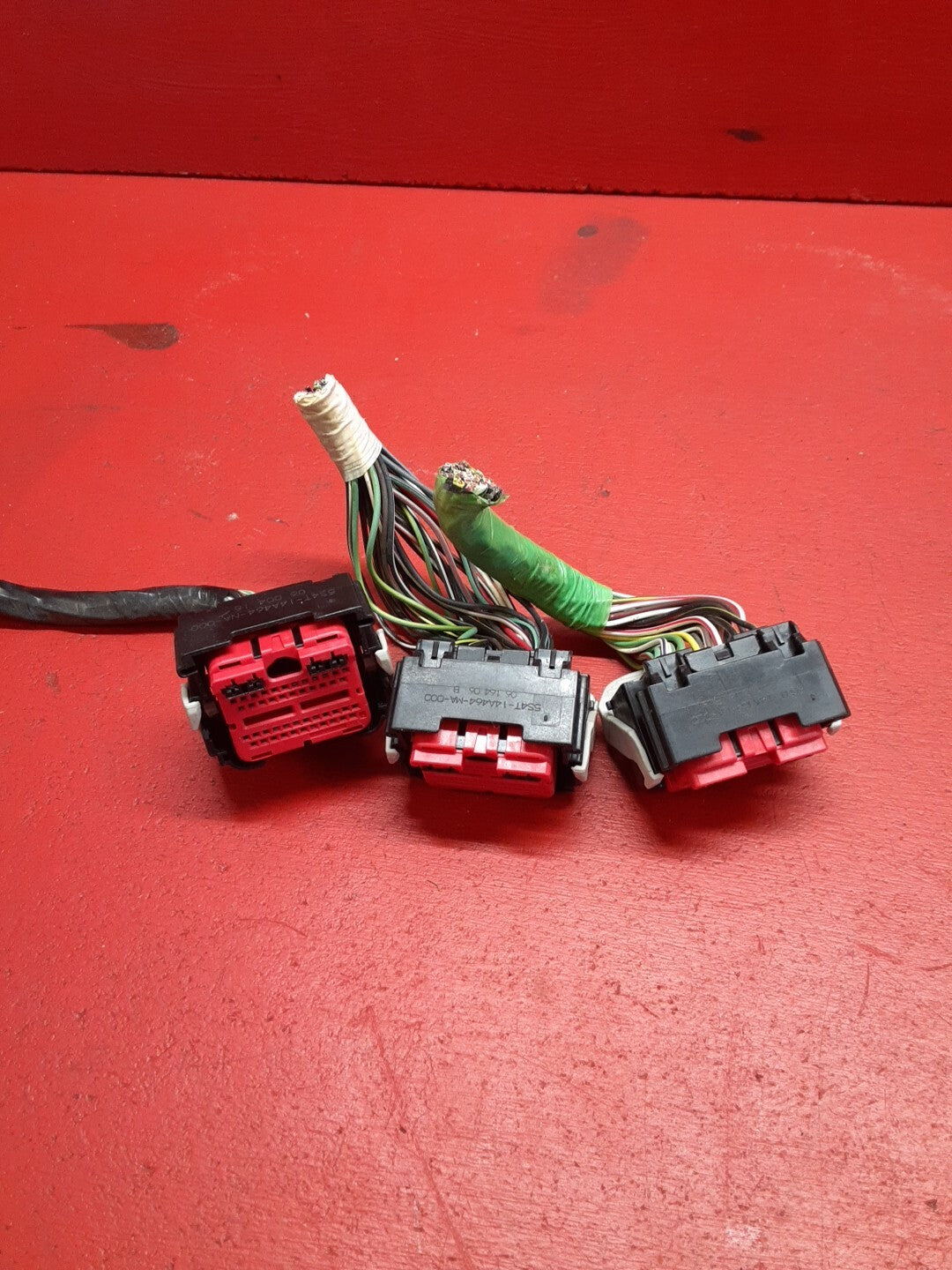 2007 Ford Focus ECM ECU Engine Control Unit Module PIGTAILS 6S4A-12A650-TB