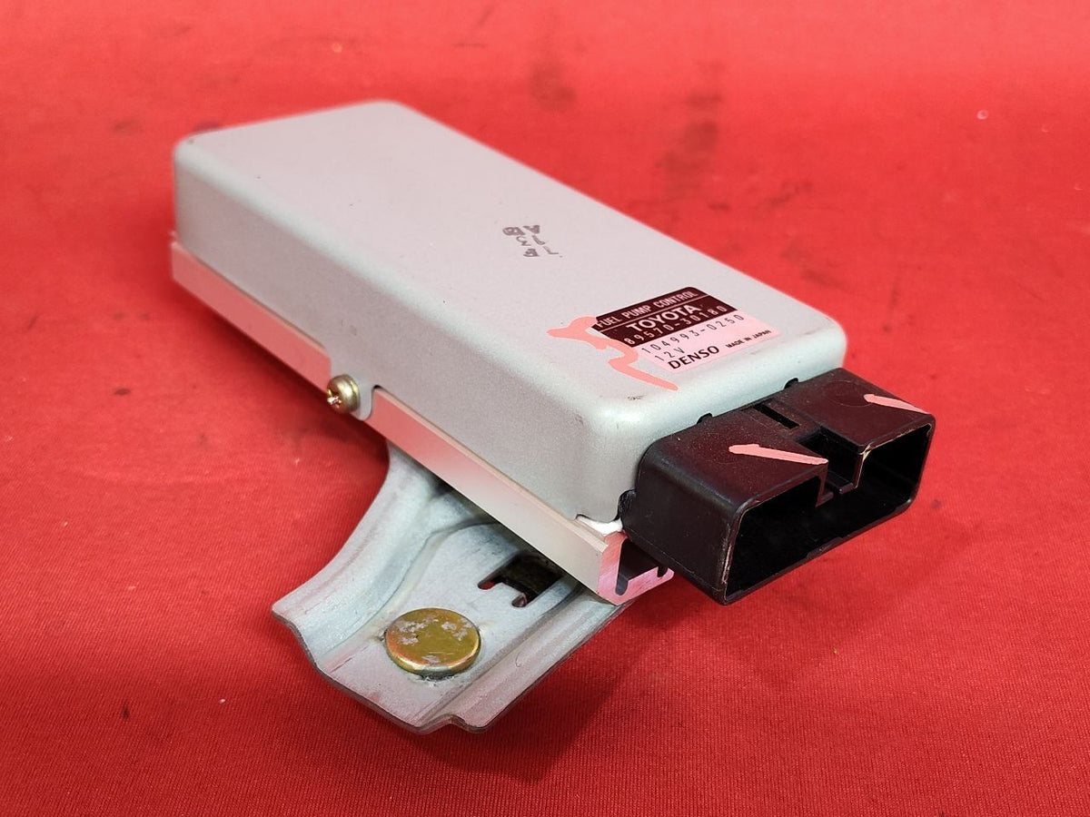 1998-2005 Lexus GS300 / 01-05 GS430 Fuel Pump Control Module 89570-30180