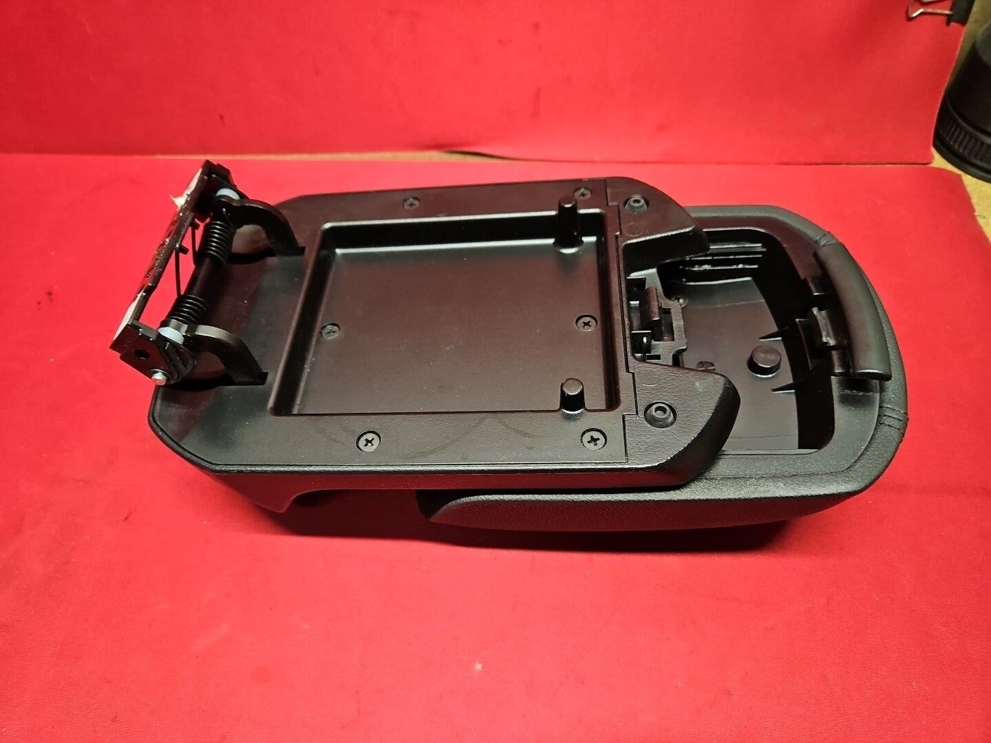 2011 - 2016 Chevy Chevrolet Cruze Sliding Center Console Arm Rest Lid Leather