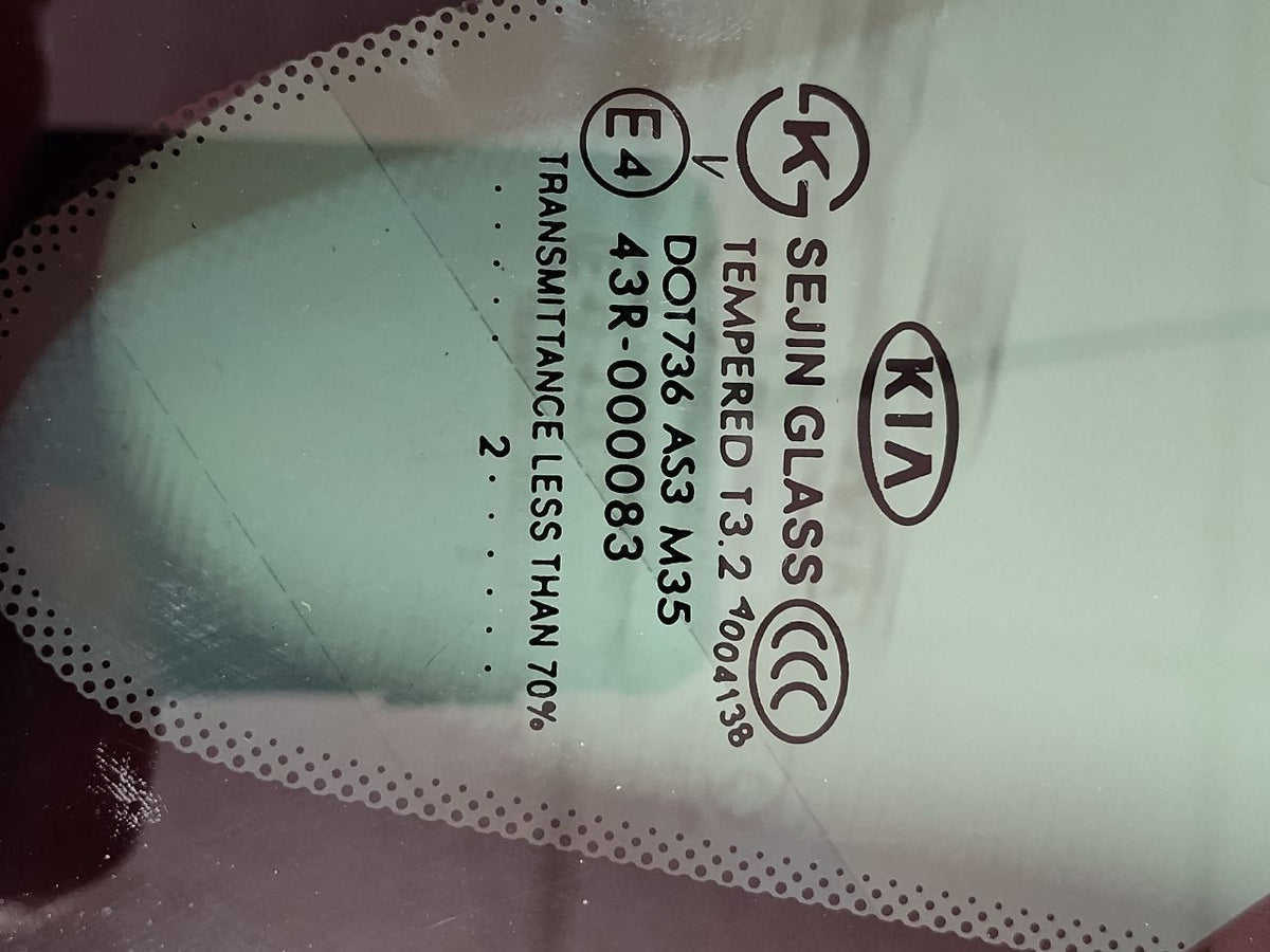 2010 2011 2012 2013 Kia Soul -70% Right Passenger Rear Quarter Glass 87820-2K020