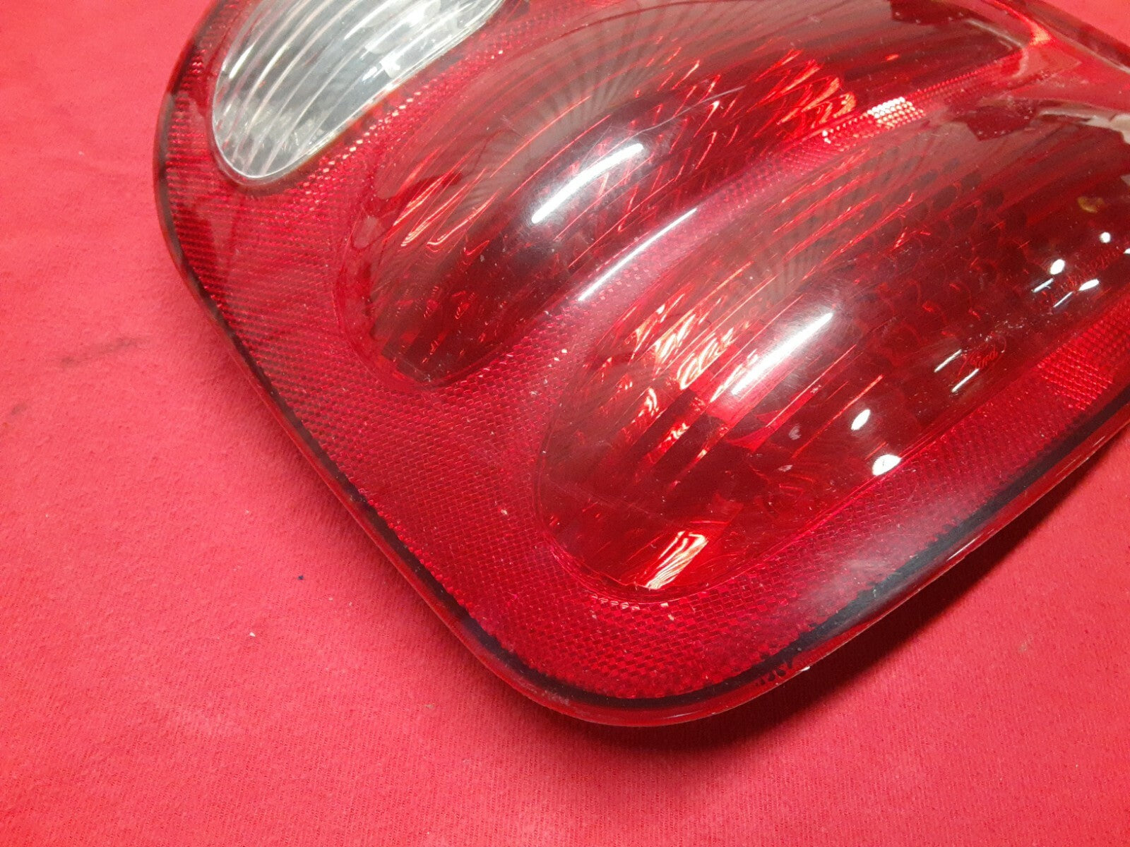 2000 2001 2002 2003 Ford F-150 F150 King Ranch RIGHT PASSENGER Tail Light Lamp